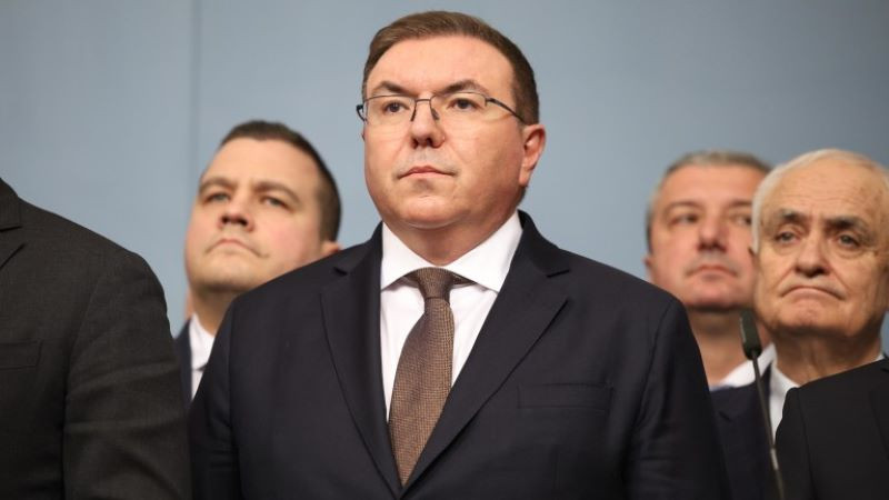 Управляващото мнозинство: С ДПС-ДПС разговорите са били само за постове по регулаторите